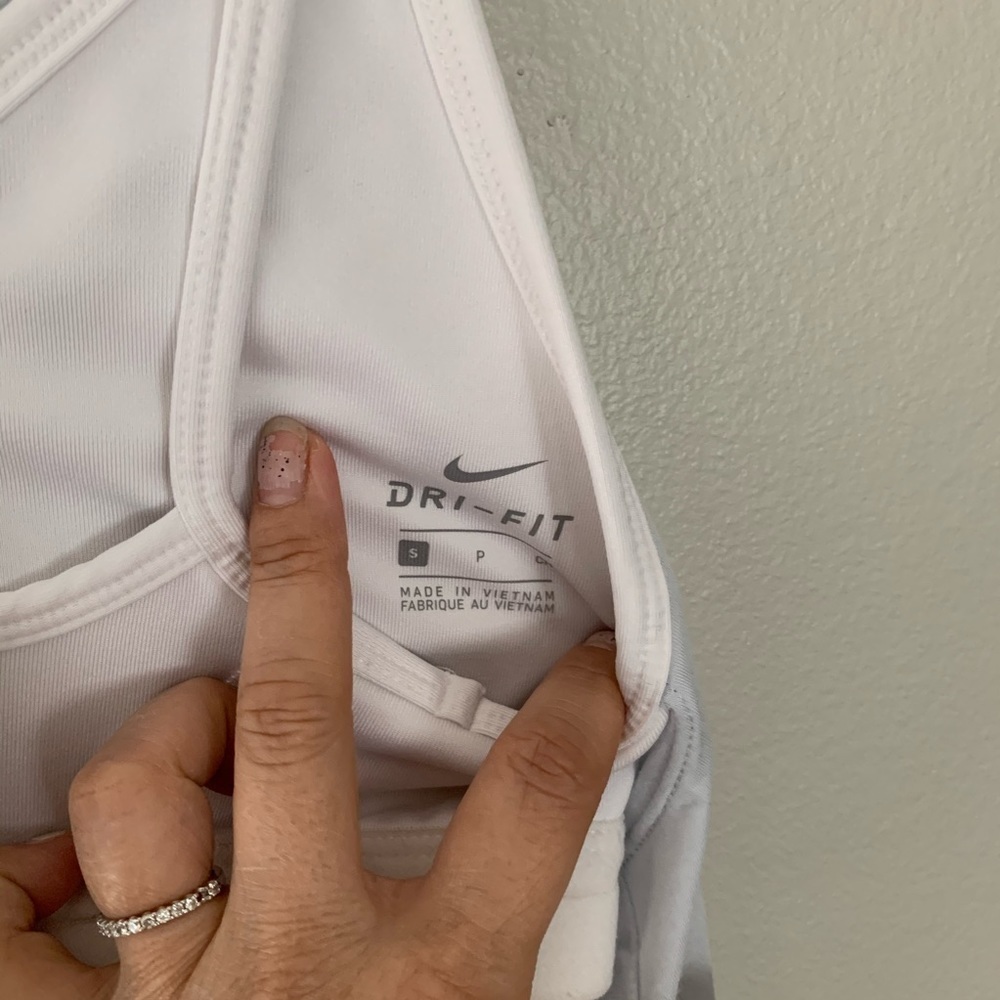 Nike tank top - Picture 7 of 7